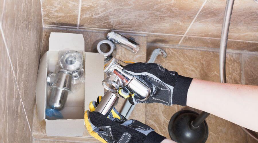 Professional residential roofers in Kintyre, ND